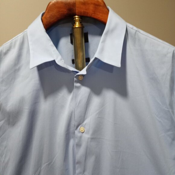 H&M PREMIUM COTTON LIGHT BLUE SHORT SLEEVE DRESS SHIRT SIZE XL - Picture 3 of 5